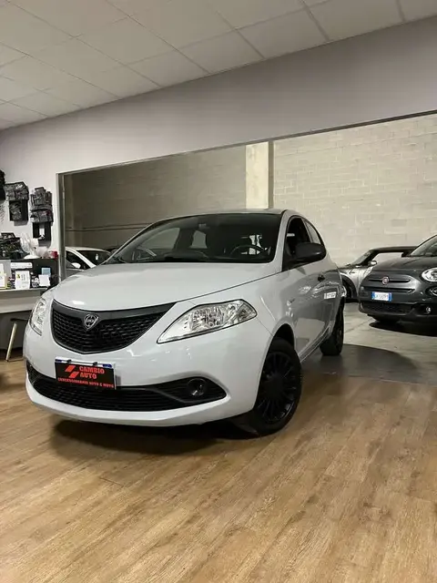 Annonce LANCIA YPSILON Essence 2020 d'occasion 