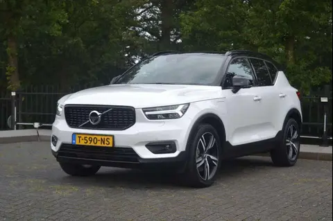 Used VOLVO XC40 Hybrid 2021 Ad 