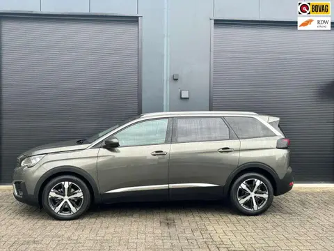 Used PEUGEOT 5008 Petrol 2018 Ad 