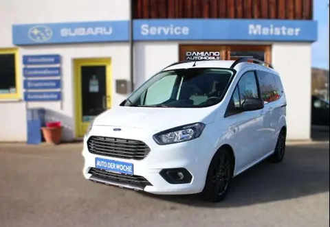 Used FORD TOURNEO Petrol 2019 Ad 