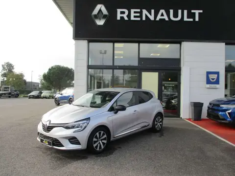 Used RENAULT CLIO Diesel 2022 Ad 