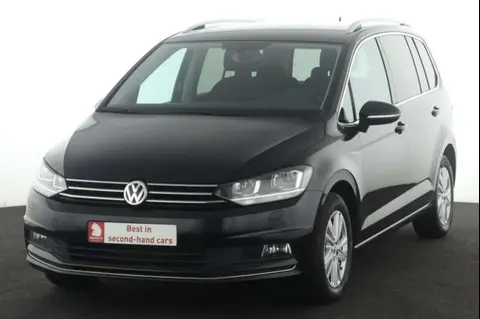 Used VOLKSWAGEN TOURAN Petrol 2019 Ad 