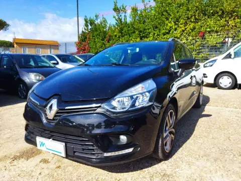 Used RENAULT CLIO Diesel 2017 Ad 