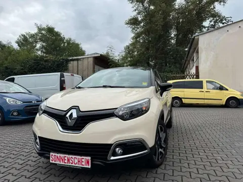 Used RENAULT CAPTUR Petrol 2015 Ad 