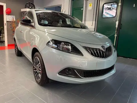 Used LANCIA YPSILON Hybrid 2024 Ad 