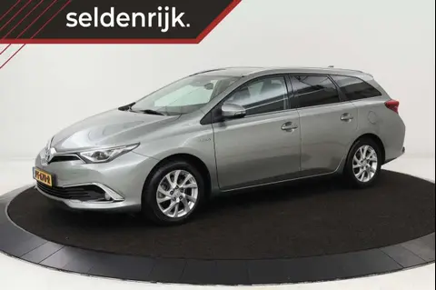 Used TOYOTA AURIS Hybrid 2017 Ad 