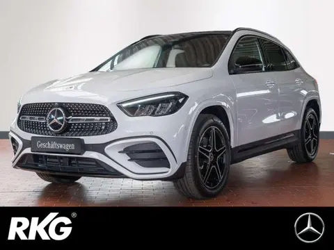 Used MERCEDES-BENZ CLASSE GLA Hybrid 2023 Ad 