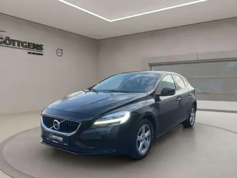 Annonce VOLVO V40 Essence 2018 d'occasion 