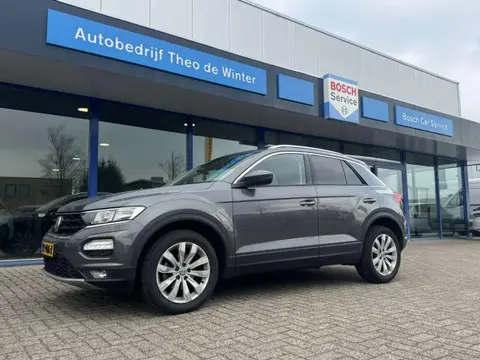 Annonce VOLKSWAGEN T-ROC Essence 2019 d'occasion 