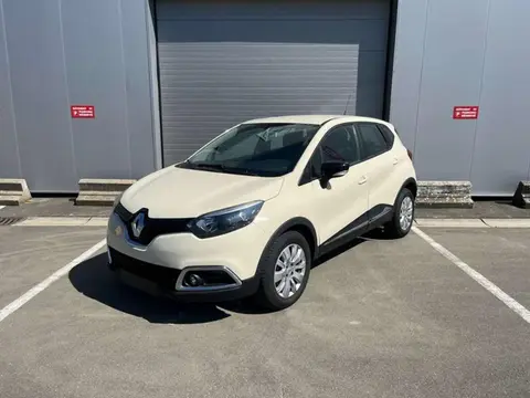 Annonce RENAULT CAPTUR Essence 2015 d'occasion 