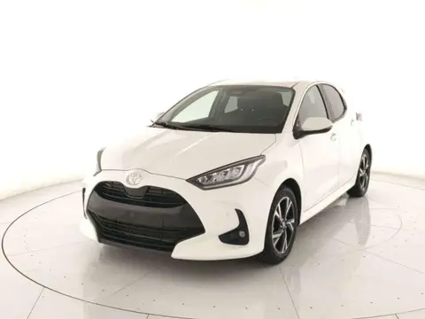 Used TOYOTA YARIS Hybrid 2024 Ad 