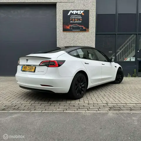 Used TESLA MODEL 3 Electric 2022 Ad 