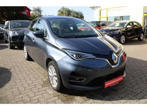 Used RENAULT ZOE Electric 2020 Ad Germany