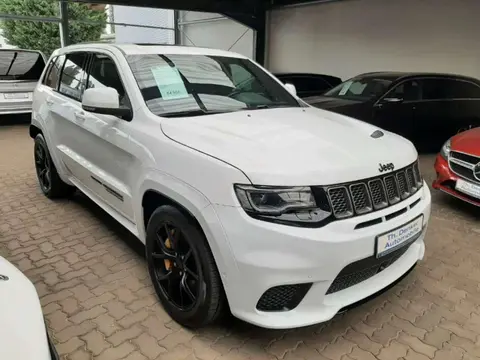 Used JEEP GRAND CHEROKEE Petrol 2018 Ad 