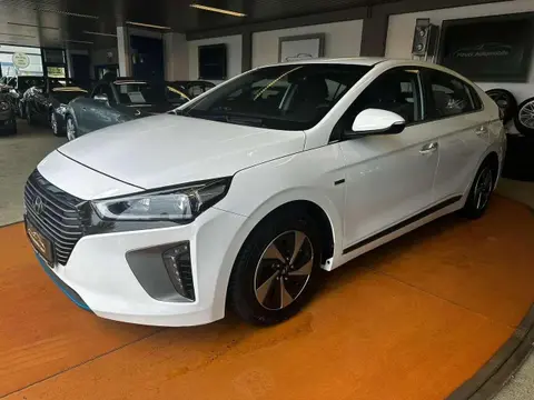 Used HYUNDAI IONIQ Hybrid 2017 Ad 