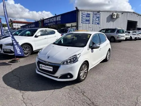 Used PEUGEOT 208 Petrol 2017 Ad 