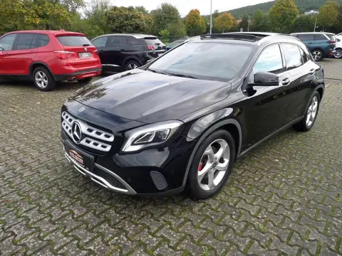 Used MERCEDES-BENZ CLASSE GLA Petrol 2017 Ad 