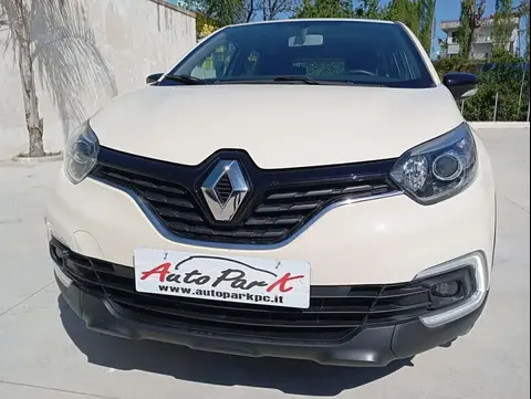 Used RENAULT CAPTUR Petrol 2019 Ad 