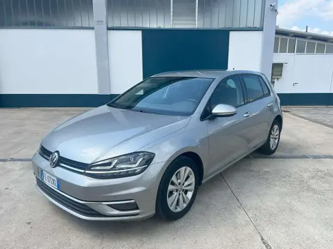 Used VOLKSWAGEN GOLF Diesel 2017 Ad 