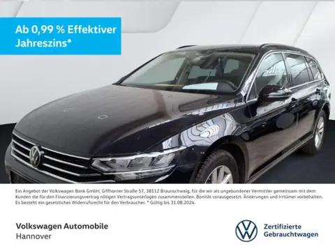 Used VOLKSWAGEN PASSAT Petrol 2024 Ad 