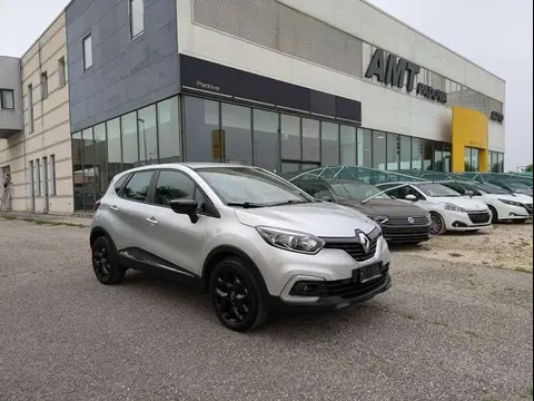 Annonce RENAULT CAPTUR Essence 2019 d'occasion 