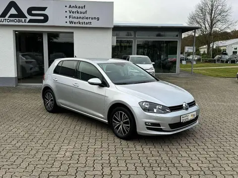 Used VOLKSWAGEN GOLF Petrol 2016 Ad 