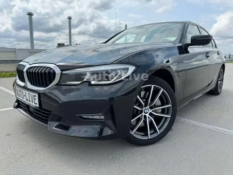 Used BMW SERIE 3 Hybrid 2021 Ad 