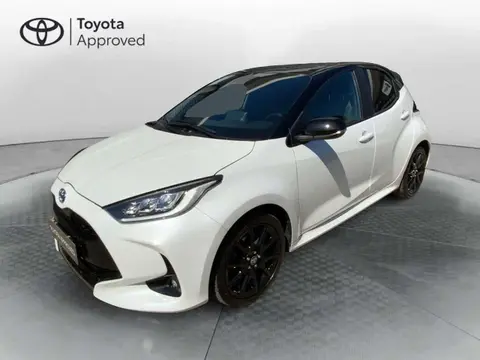 Used TOYOTA YARIS Hybrid 2022 Ad 