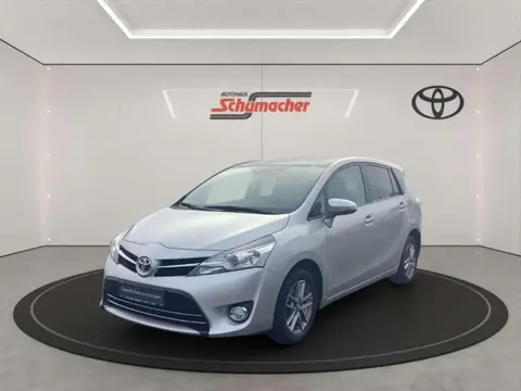 Used TOYOTA VERSO Petrol 2015 Ad 