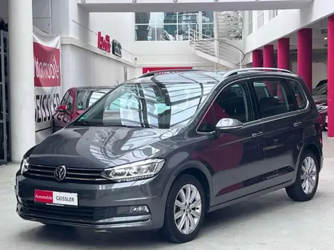 Used VOLKSWAGEN TOURAN Petrol 2019 Ad 