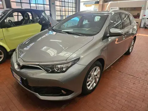 Used TOYOTA AURIS Hybrid 2019 Ad 