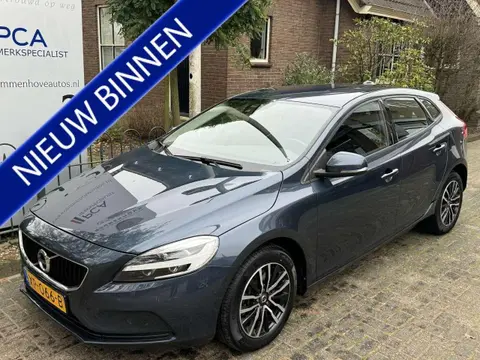 Annonce VOLVO V40 Essence 2019 d'occasion 