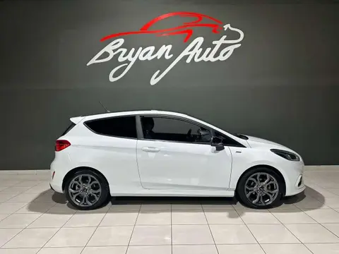 Annonce FORD FIESTA Essence 2018 d'occasion 