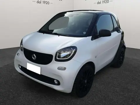 Annonce SMART FORTWO Essence 2017 d'occasion 