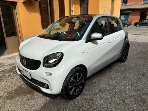 Annonce SMART FORFOUR Essence 2016 d'occasion 