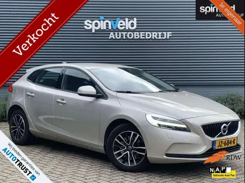 Annonce VOLVO V40 Essence 2016 d'occasion 