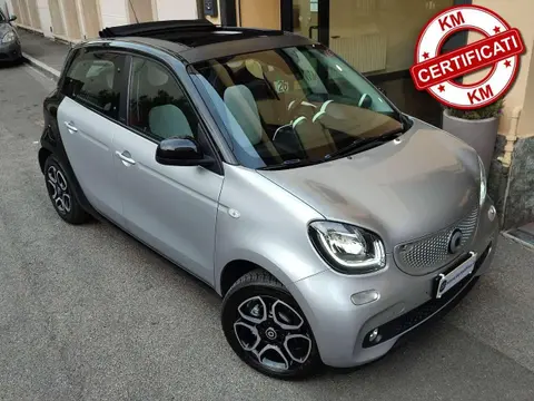 Annonce SMART FORFOUR Essence 2015 d'occasion 