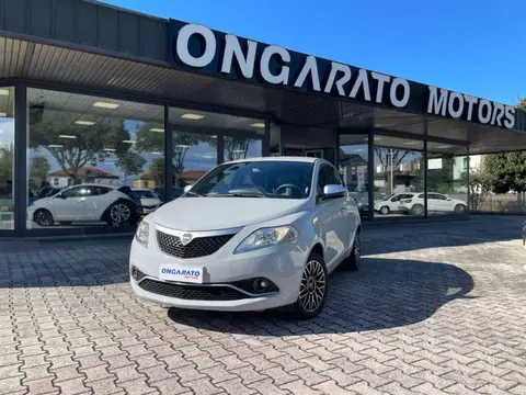 Annonce LANCIA YPSILON Essence 2016 d'occasion 