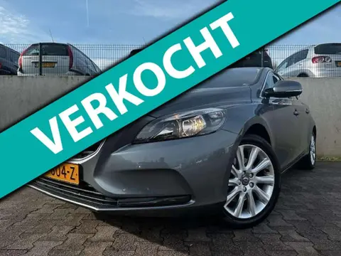 Used VOLVO V40 Petrol 2015 Ad 