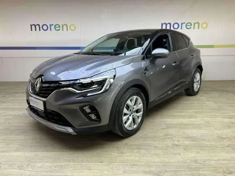 Used RENAULT CAPTUR Hybrid 2021 Ad 