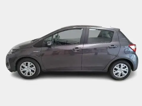 Used TOYOTA YARIS Hybrid 2019 Ad 