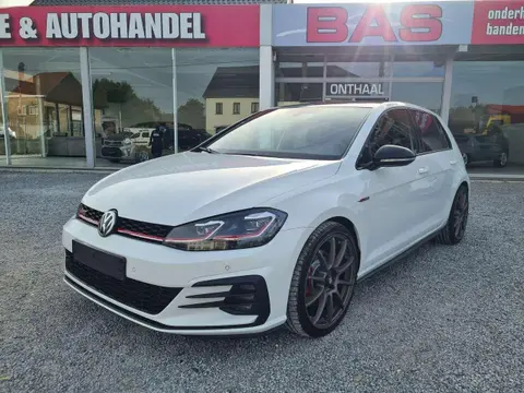 Used VOLKSWAGEN GOLF Petrol 2017 Ad 