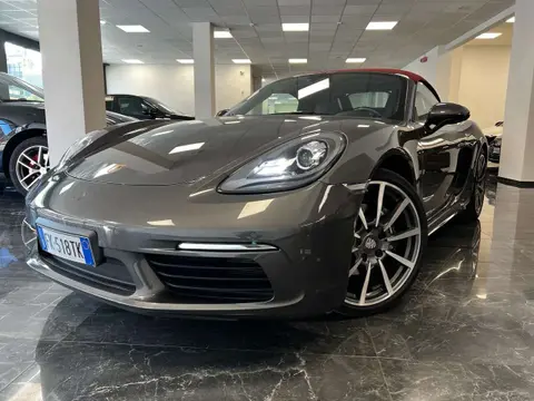 Used PORSCHE 718 Petrol 2017 Ad 