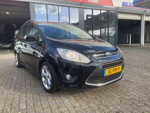 Used FORD GRAND C-MAX Petrol 2015 Ad 