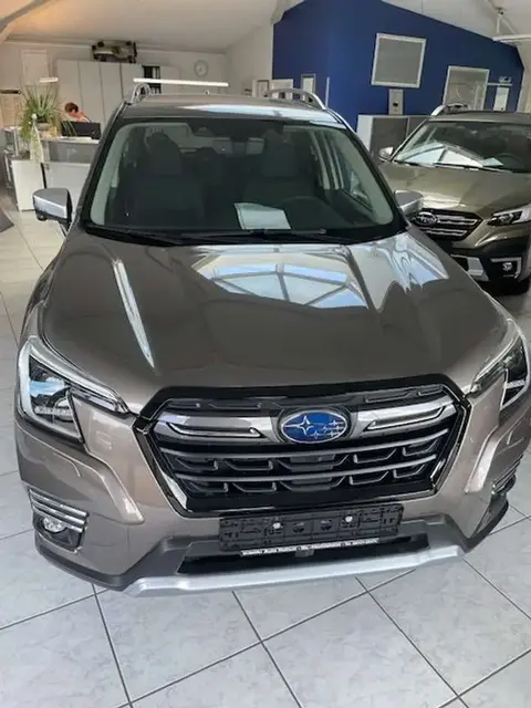 Used SUBARU FORESTER Hybrid 2024 Ad 