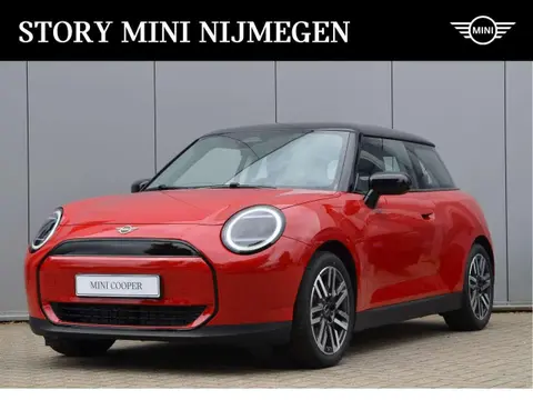 Used MINI COOPER Electric 2024 Ad 