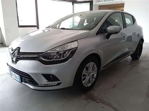 Used RENAULT CLIO Petrol 2018 Ad 