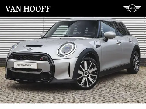 Used MINI COOPER Petrol 2024 Ad 