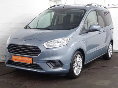 Used FORD TOURNEO Petrol 2018 Ad 