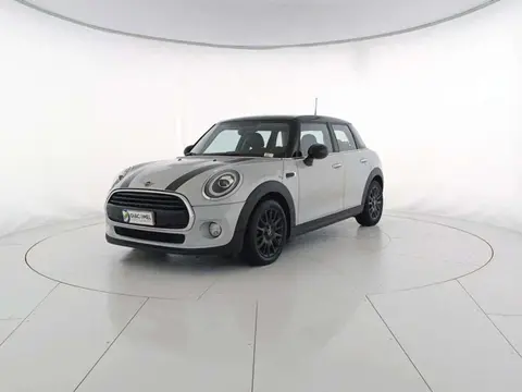 Used MINI COOPER Diesel 2018 Ad 